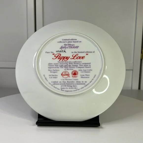 Walt Disney's Lady and the Tramp "Puppy Love" Collectors Plate 1990s - Picture 2 of 5